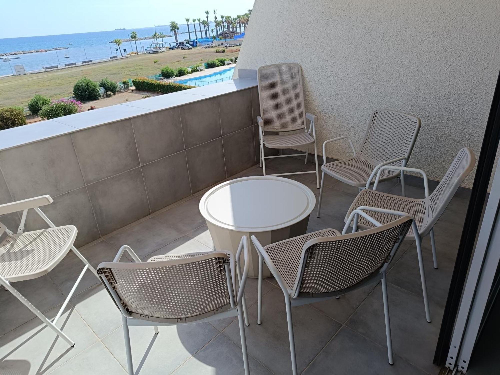 Julie'S Beach House Voroklini Exterior foto